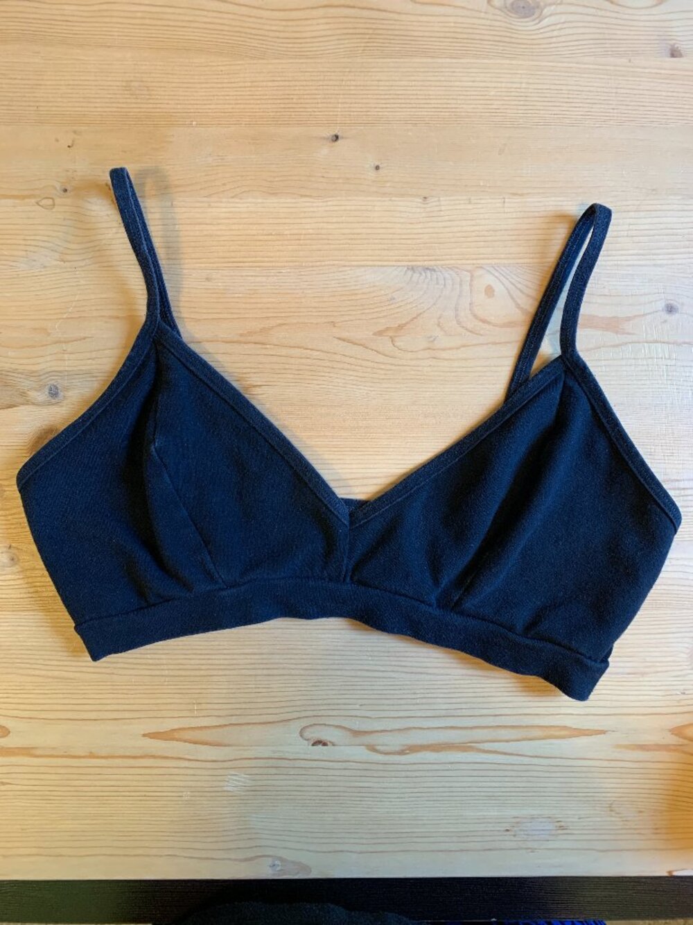 Groceries Apparel V-Bra  M Black Organic Cotton Quiet Luxury Clean Girl Lounge